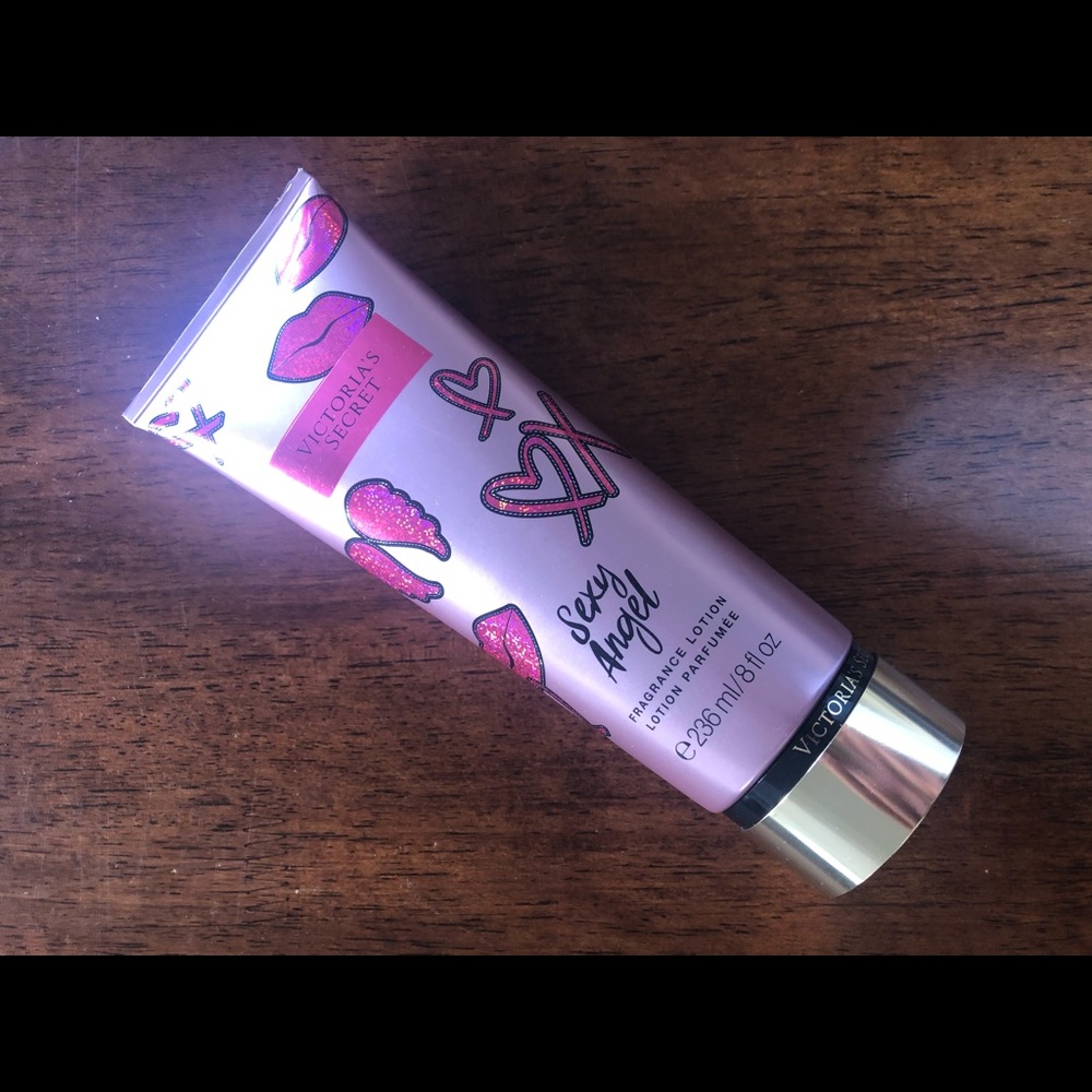 Victoria’s Secret lotion
